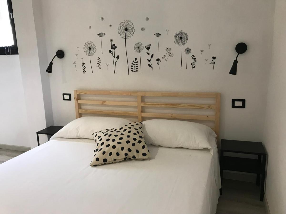 La Rosa App Apartman Livorno Kültér fotó